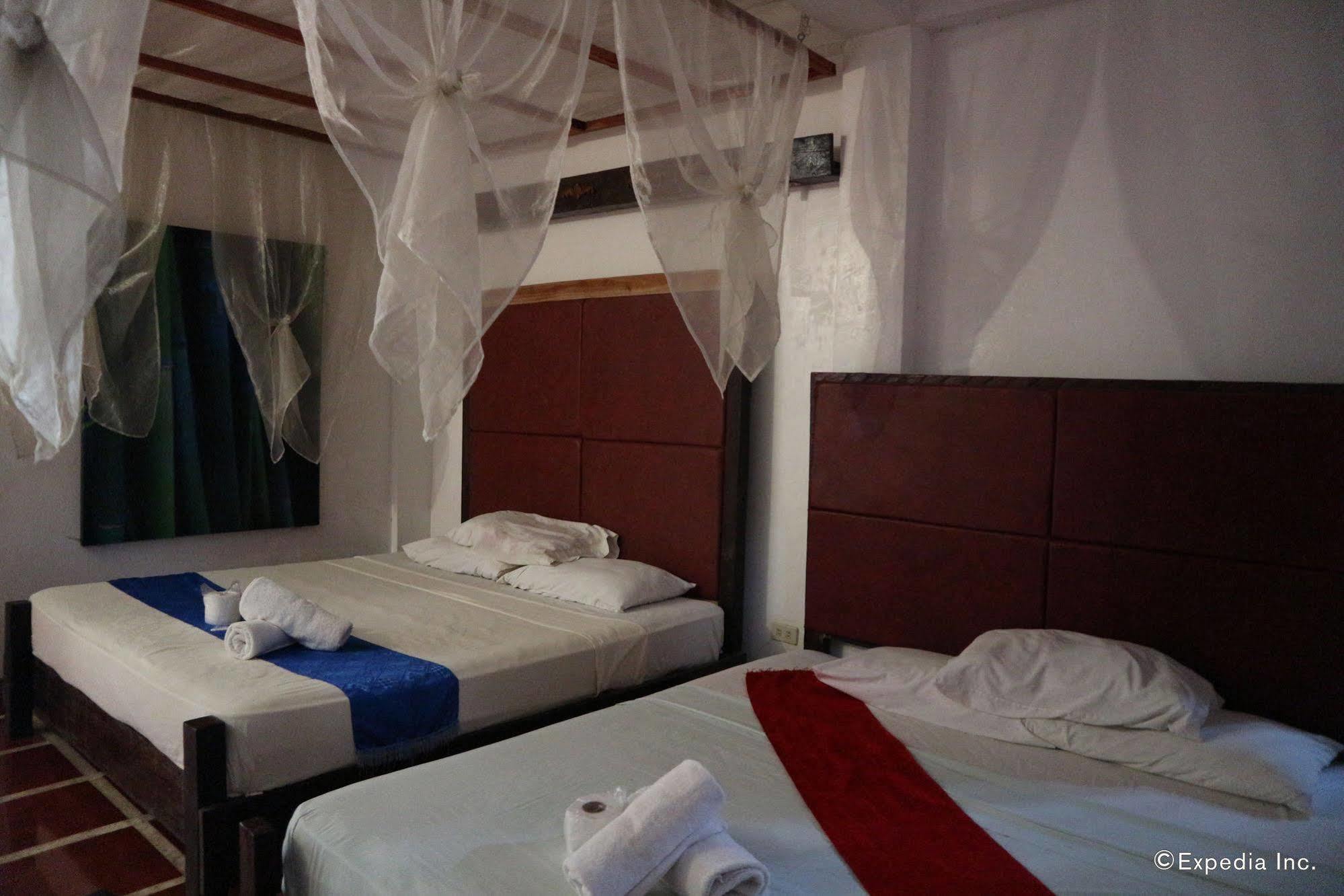 The Lotus Garden Bed & Breakfast Puerto Princesa ภายนอก รูปภาพ
