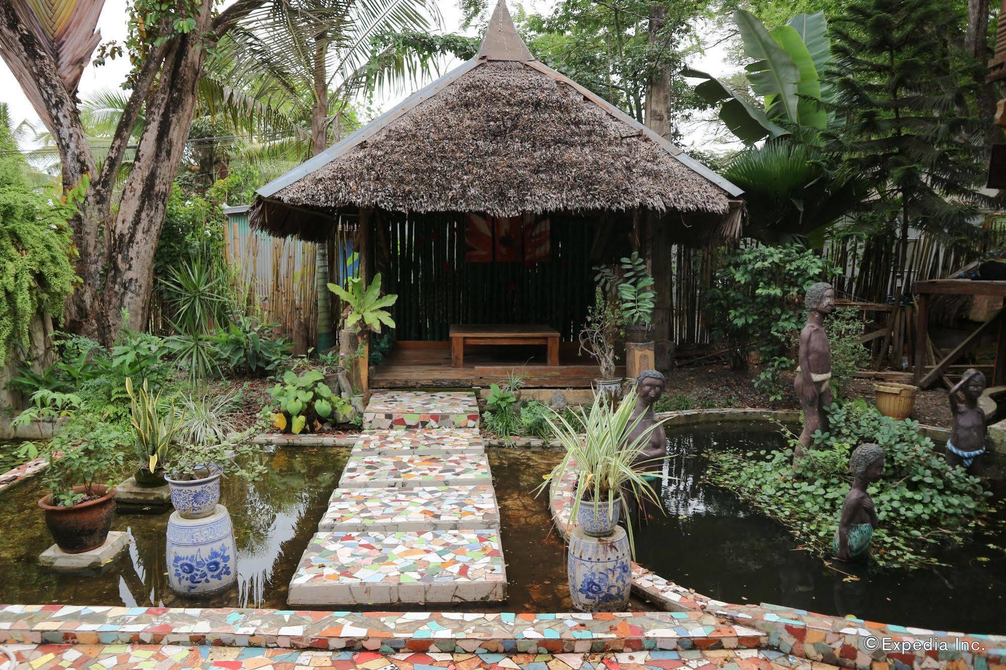 The Lotus Garden Bed & Breakfast Puerto Princesa ภายนอก รูปภาพ