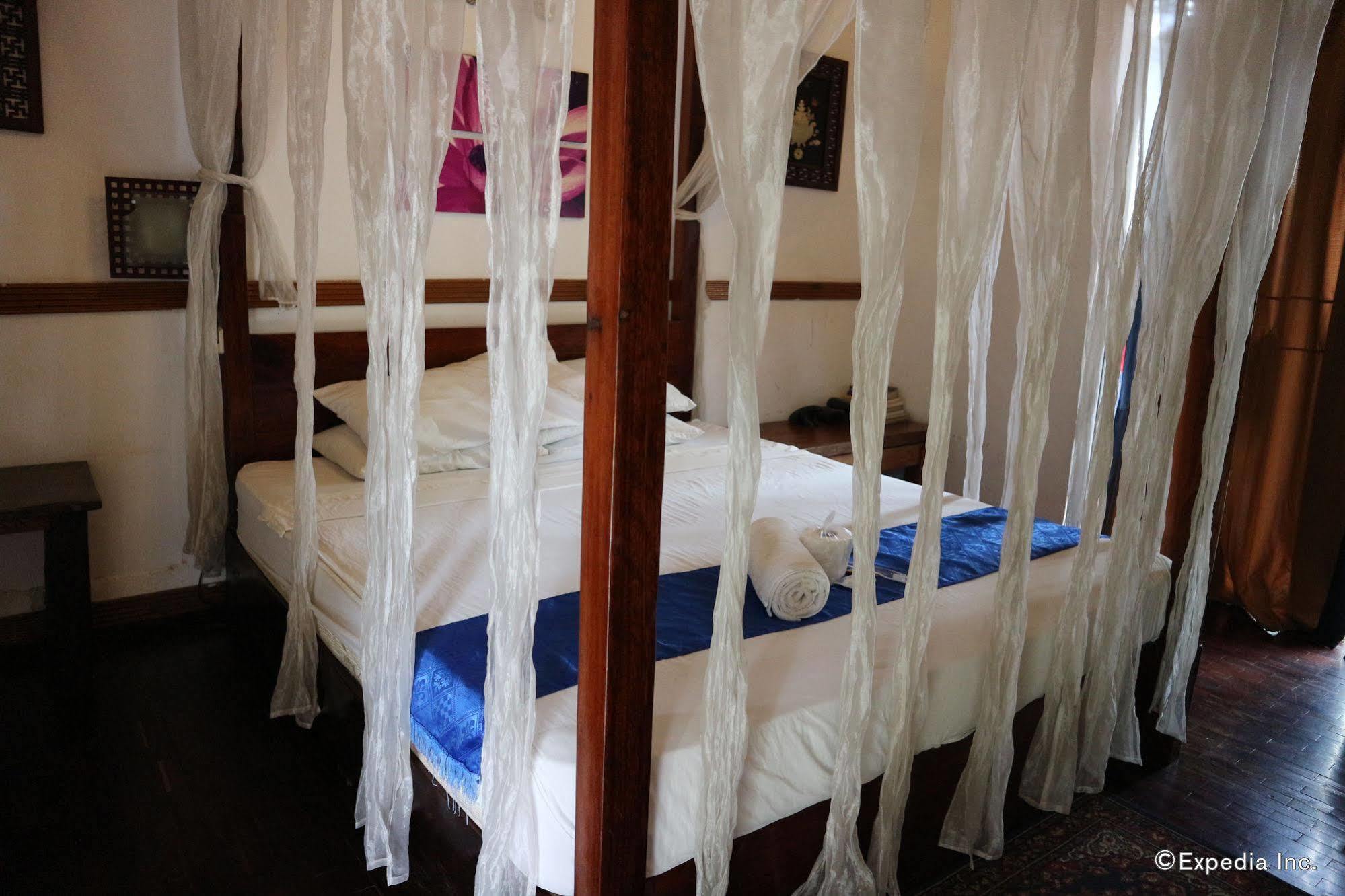 The Lotus Garden Bed & Breakfast Puerto Princesa ภายนอก รูปภาพ