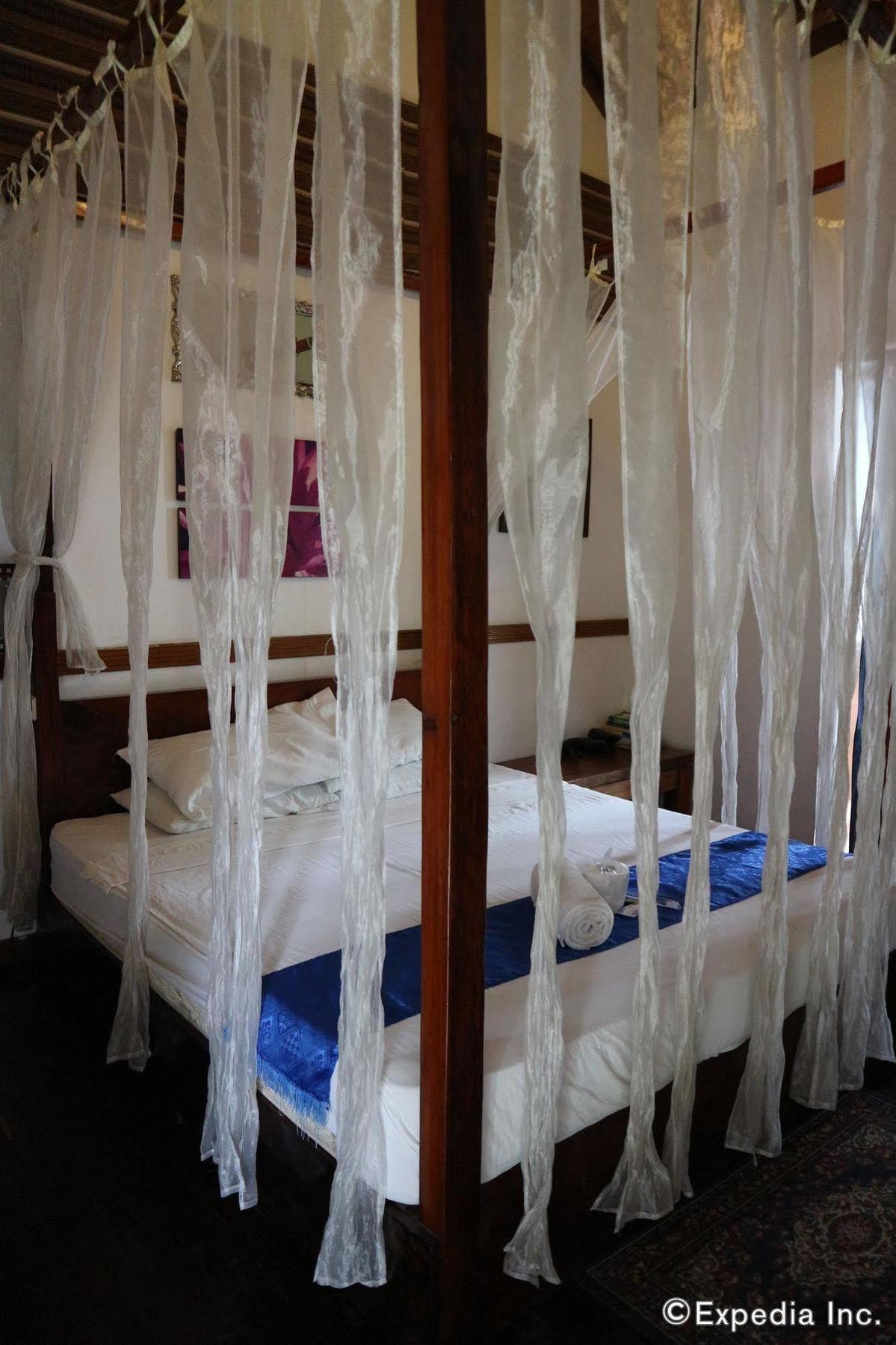 The Lotus Garden Bed & Breakfast Puerto Princesa ภายนอก รูปภาพ
