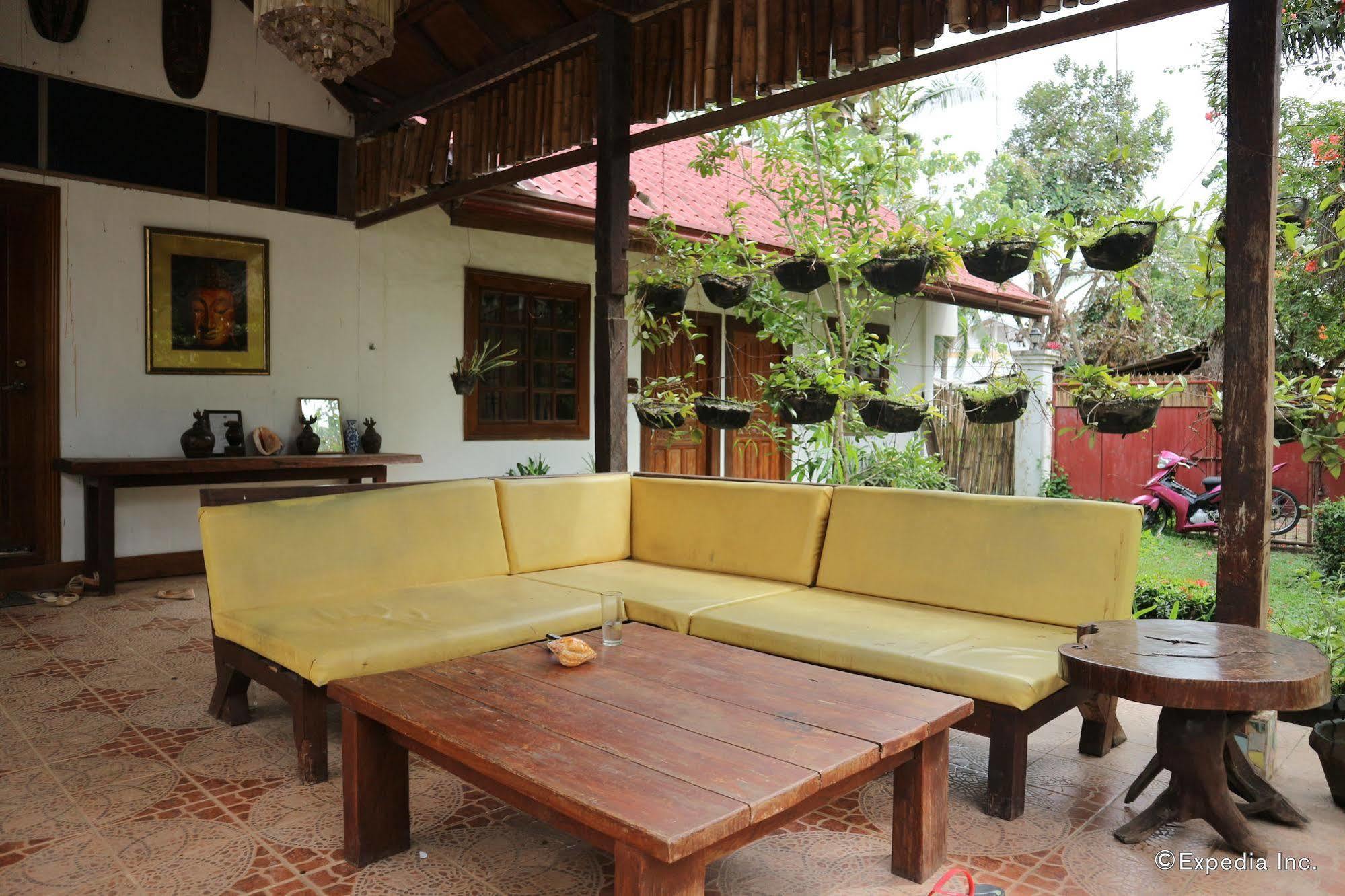 The Lotus Garden Bed & Breakfast Puerto Princesa ภายนอก รูปภาพ